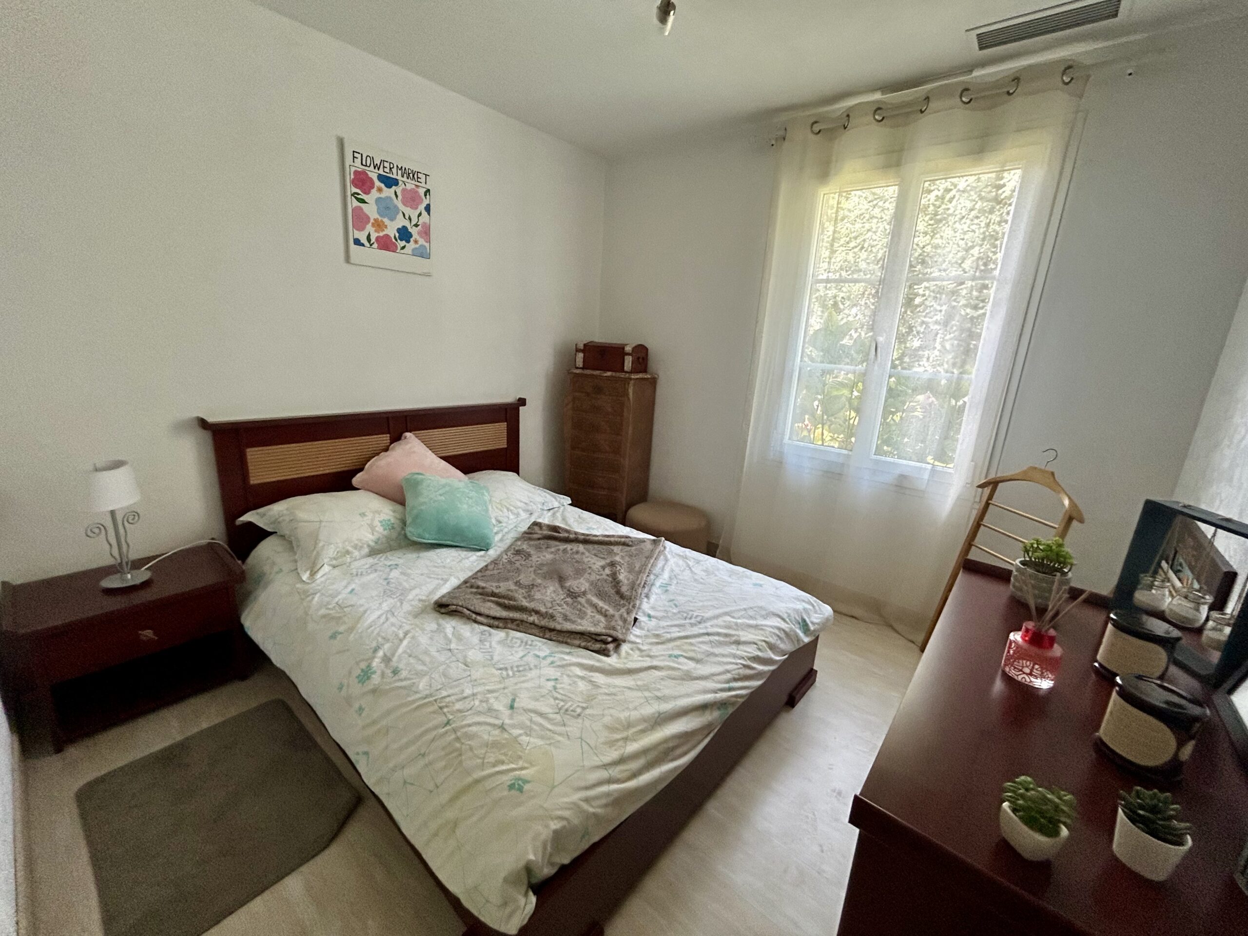 Maison familiale avec piscine sur 2 ha