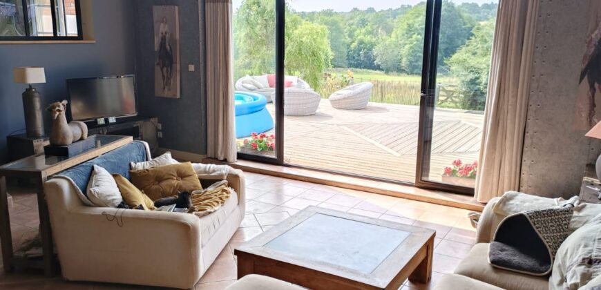 Maison/loft sur 4 ha