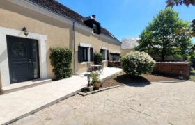 Propriété privée, 2 boxes à Châteaudun