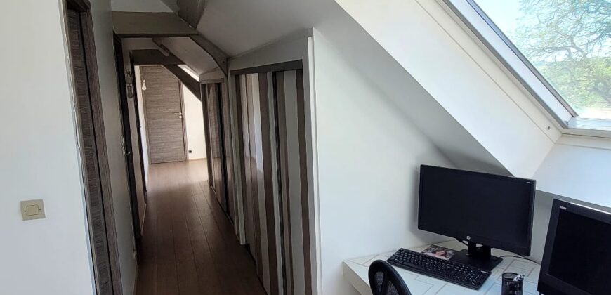 Propriété privée, 2 boxes à Châteaudun