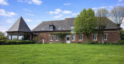 Haras de 11ha avec plusieurs logements/gîtes Haras de 11ha avec plusieurs logements/gîtes
