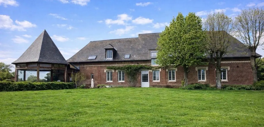 Haras de 11ha avec plusieurs logements/gîtes
