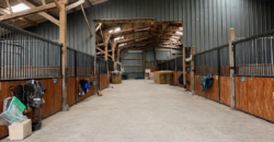 Haras de 11ha avec plusieurs logements/gîtes Haras de 11ha avec plusieurs logements/gîtes