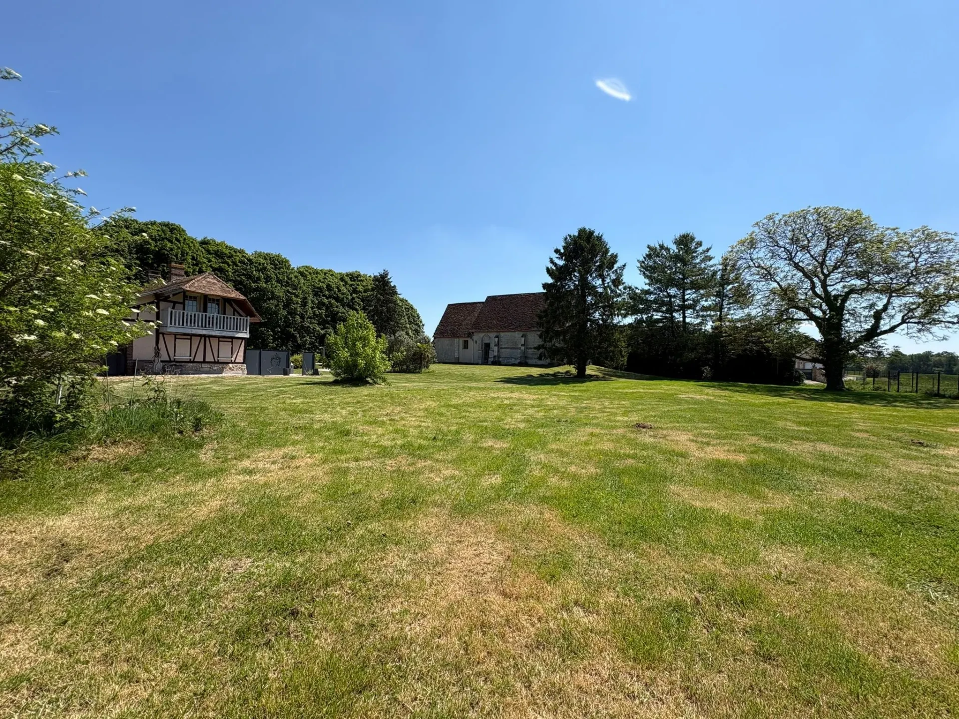 Propriété équestre et Chapelle privée aux portes d’Évreux