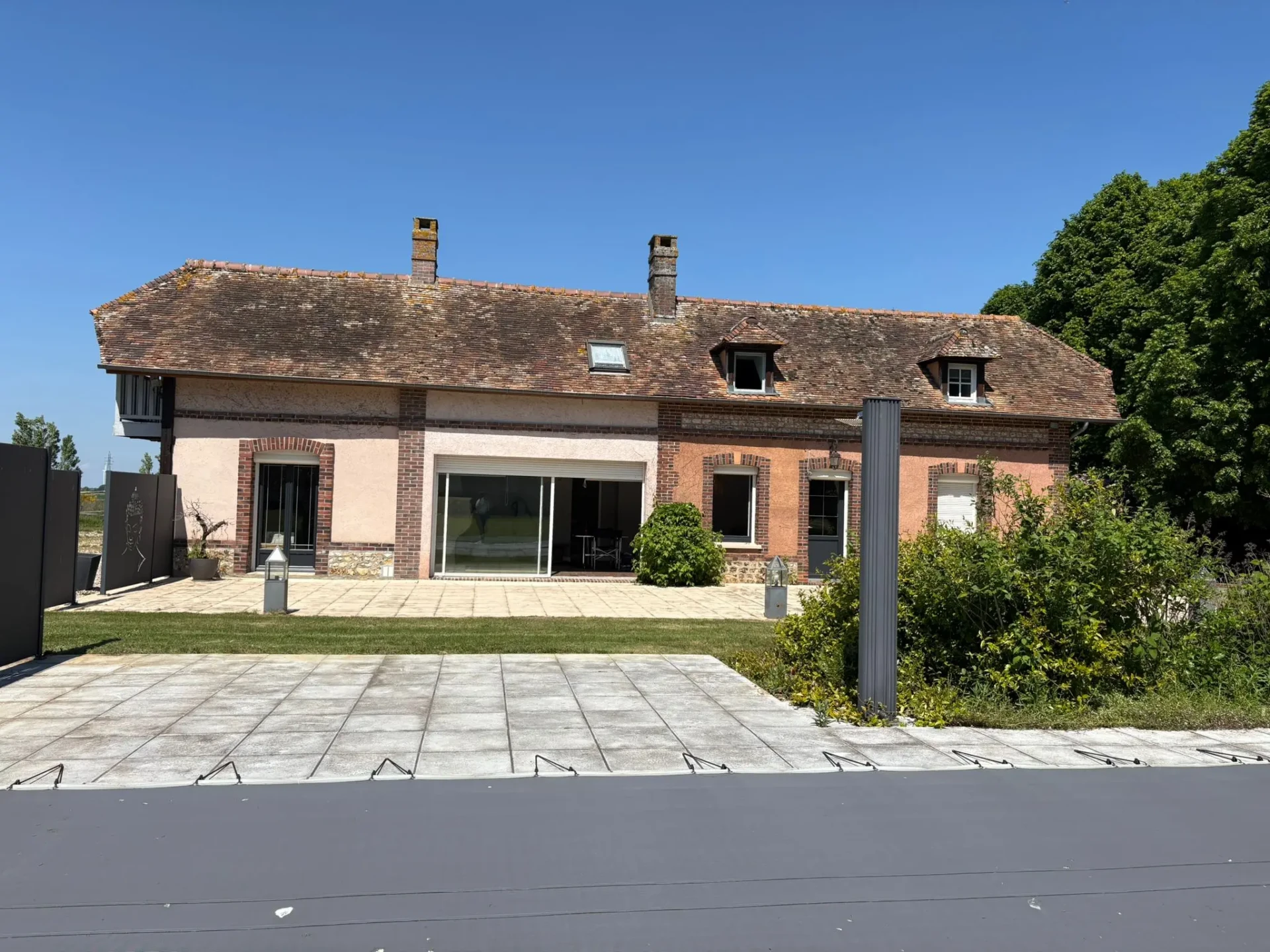 Propriété équestre et Chapelle privée aux portes d’Évreux